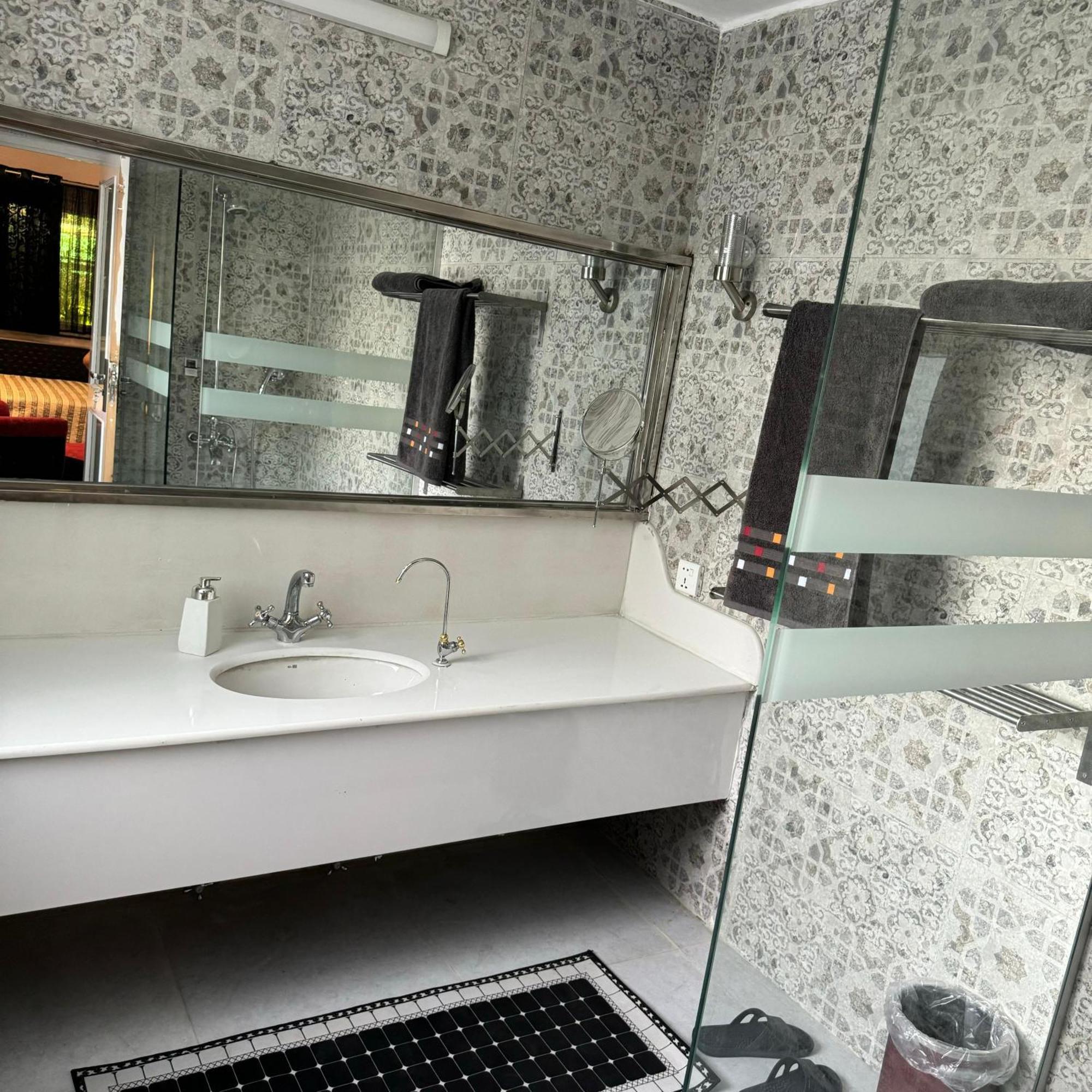 Greenlux Residency ราวัลปินดี ภายนอก รูปภาพ